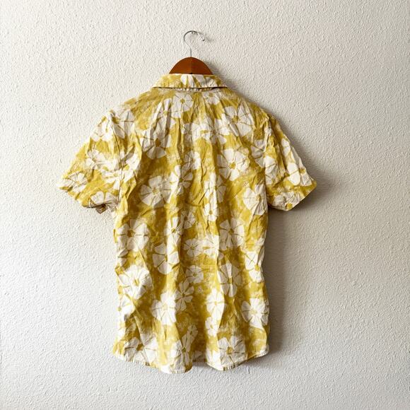 RVCA Aloha Shirt Mens Medium Floral Yellow Hawaii Luau Lole - Picture 5 of 5